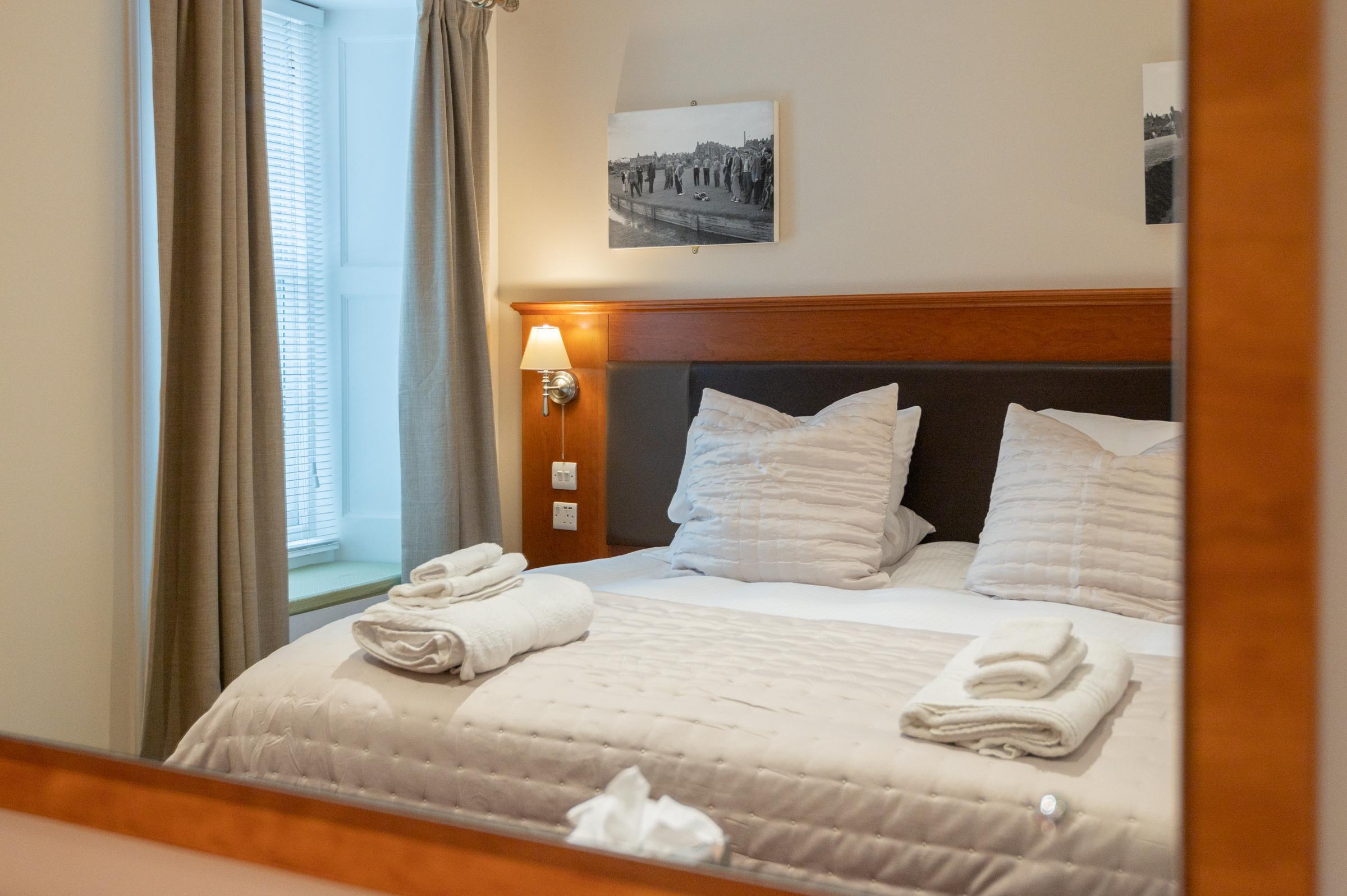 138 North Street - Luxury 2 Bed 2 Bath With Secret Garden, Summerhouse, Putting Green 세인트앤드루스 외부 사진