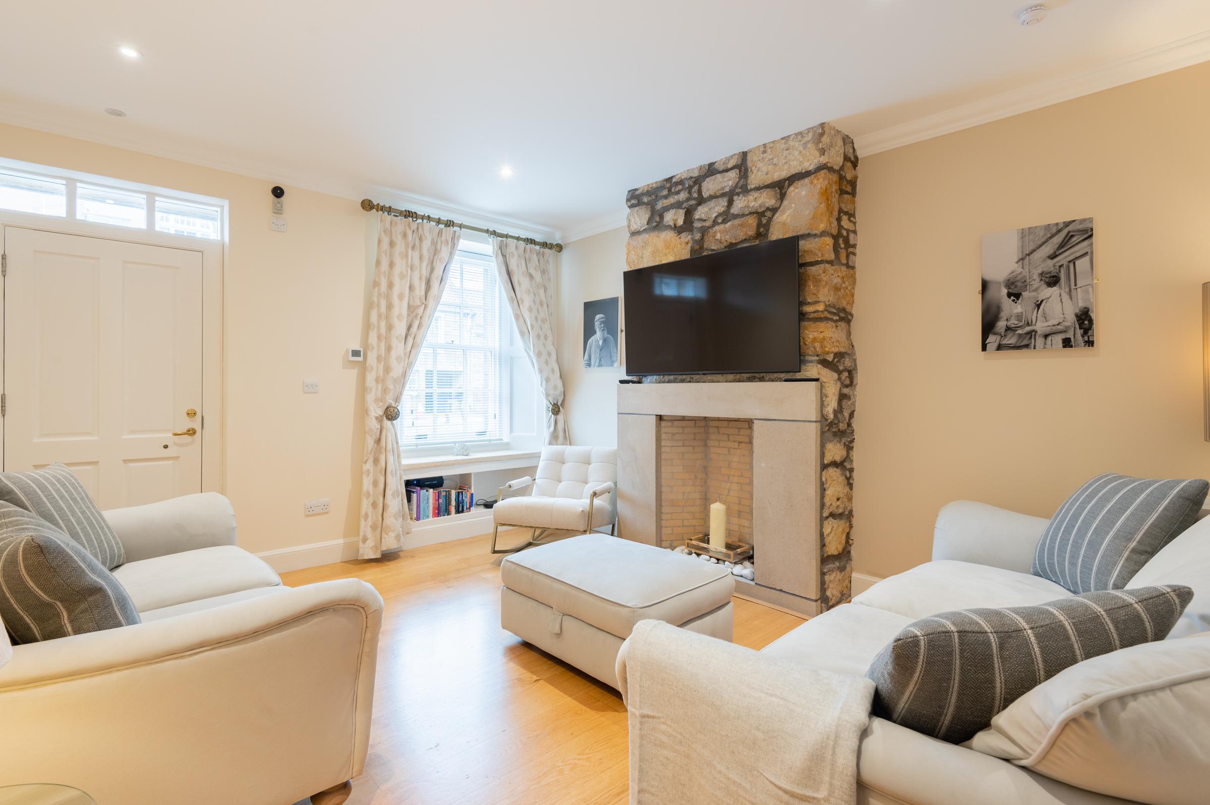 138 North Street - Luxury 2 Bed 2 Bath With Secret Garden, Summerhouse, Putting Green 세인트앤드루스 외부 사진
