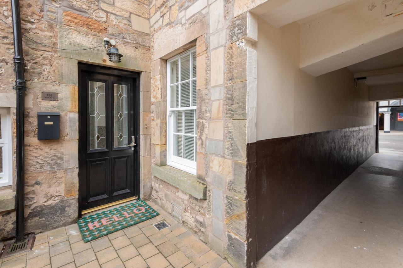 138 North Street - Luxury 2 Bed 2 Bath With Secret Garden, Summerhouse, Putting Green 세인트앤드루스 외부 사진