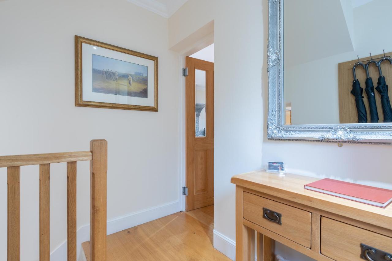 138 North Street - Luxury 2 Bed 2 Bath With Secret Garden, Summerhouse, Putting Green 세인트앤드루스 외부 사진