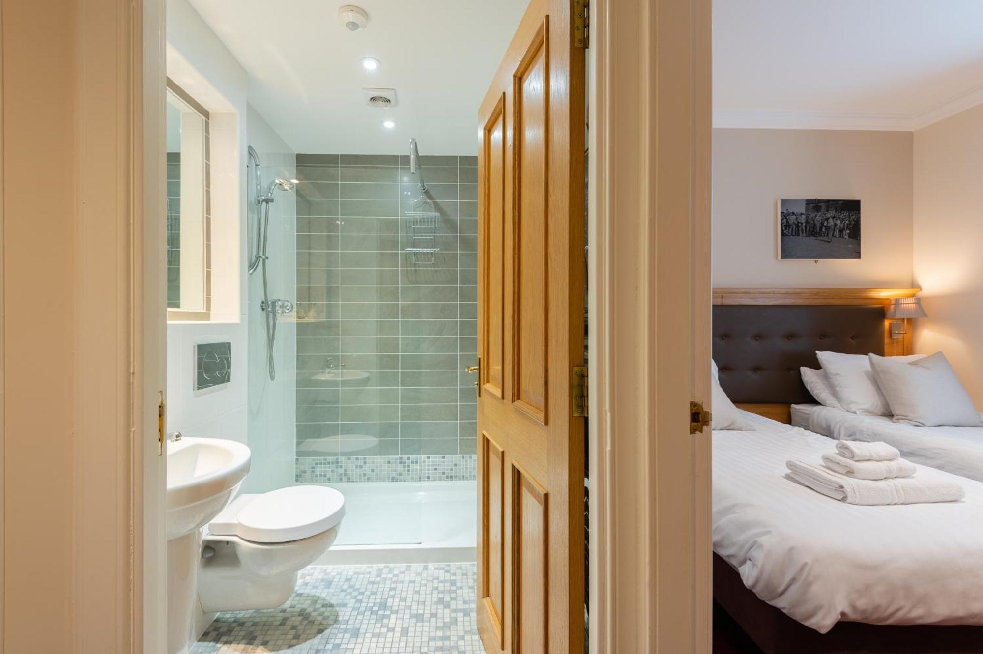 138 North Street - Luxury 2 Bed 2 Bath With Secret Garden, Summerhouse, Putting Green 세인트앤드루스 외부 사진